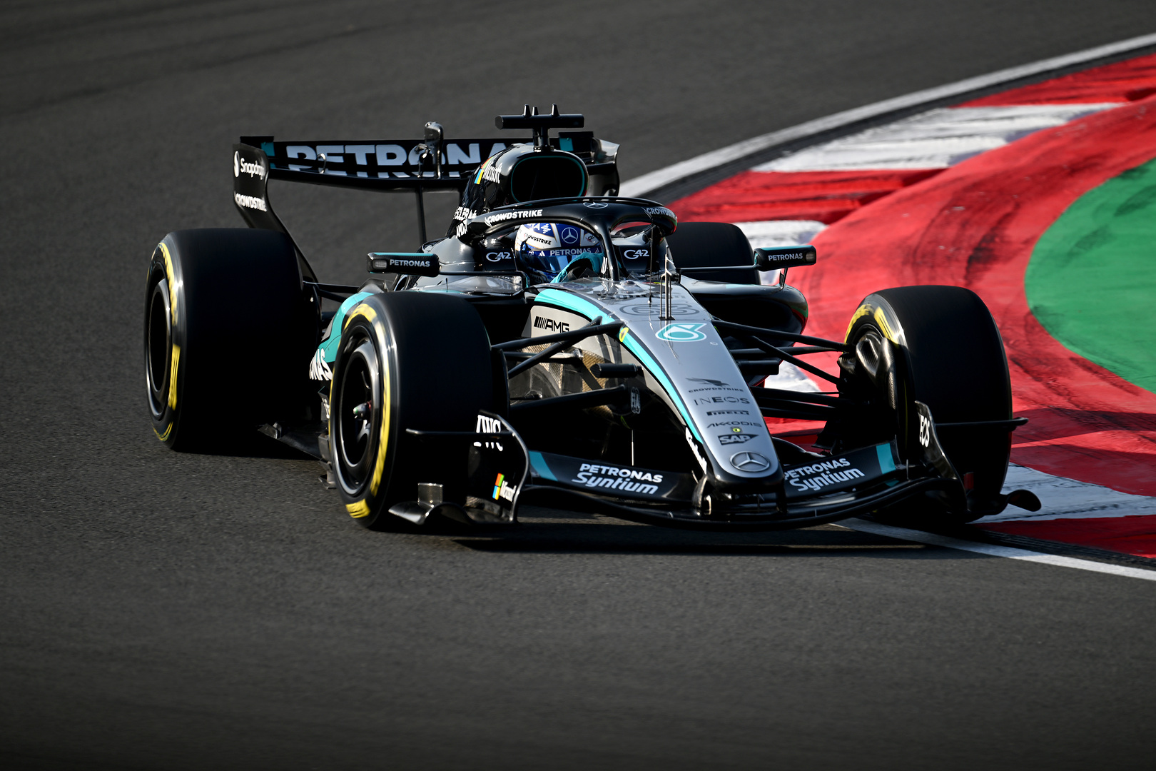 Mercedes' cornering prowess key to Shanghai sprint dominance