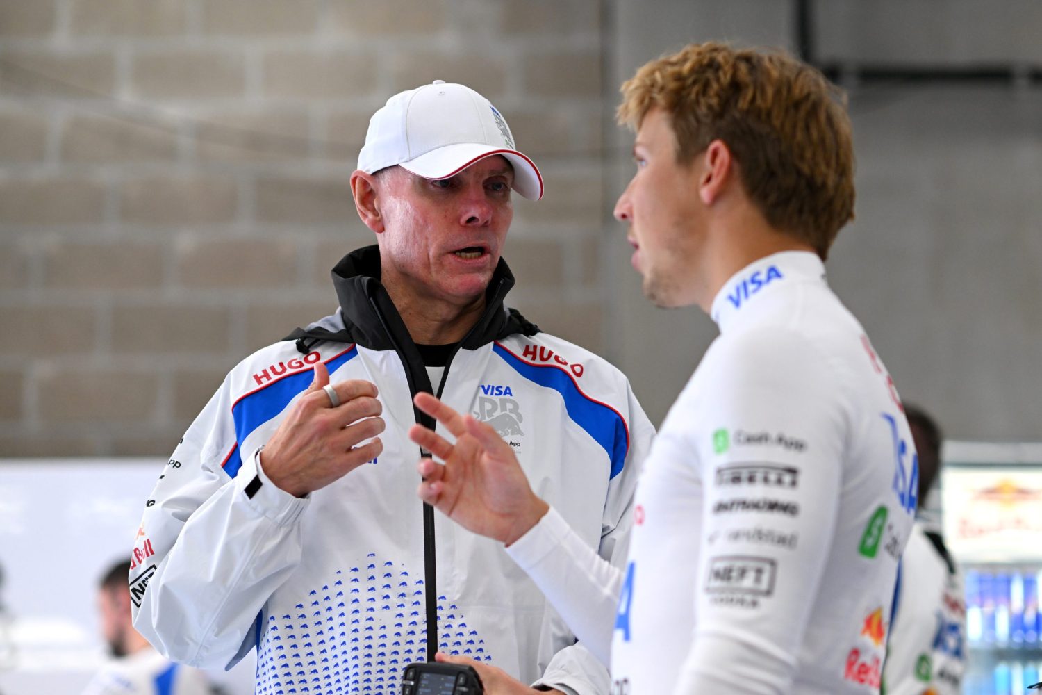 Lawson Praises Permane's Stable Leadership at Racing Bulls