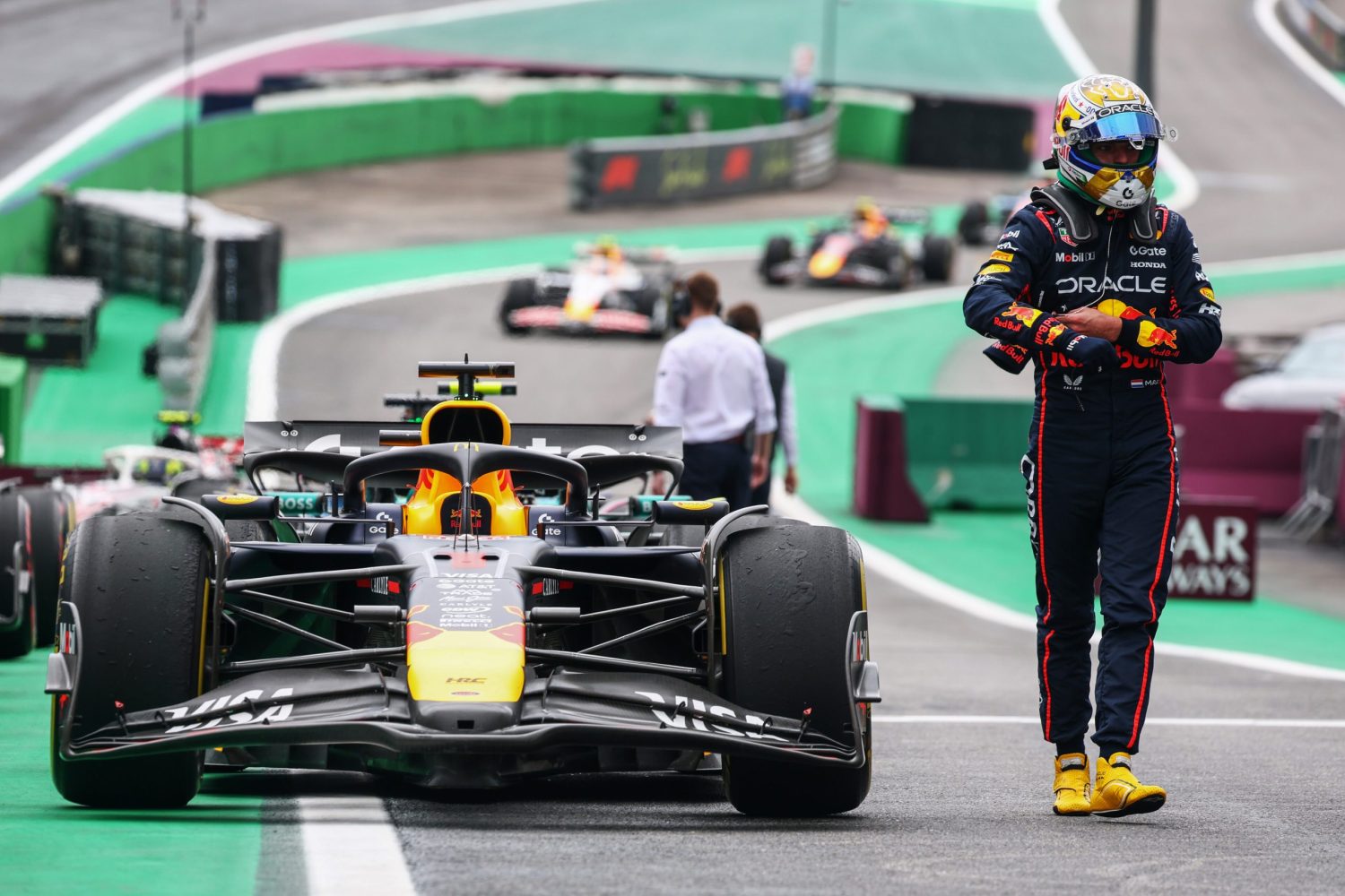 Verstappen se vê em 'terra de ninguém' na Sprint de São Paulo; Red Bull com problemas de aderência