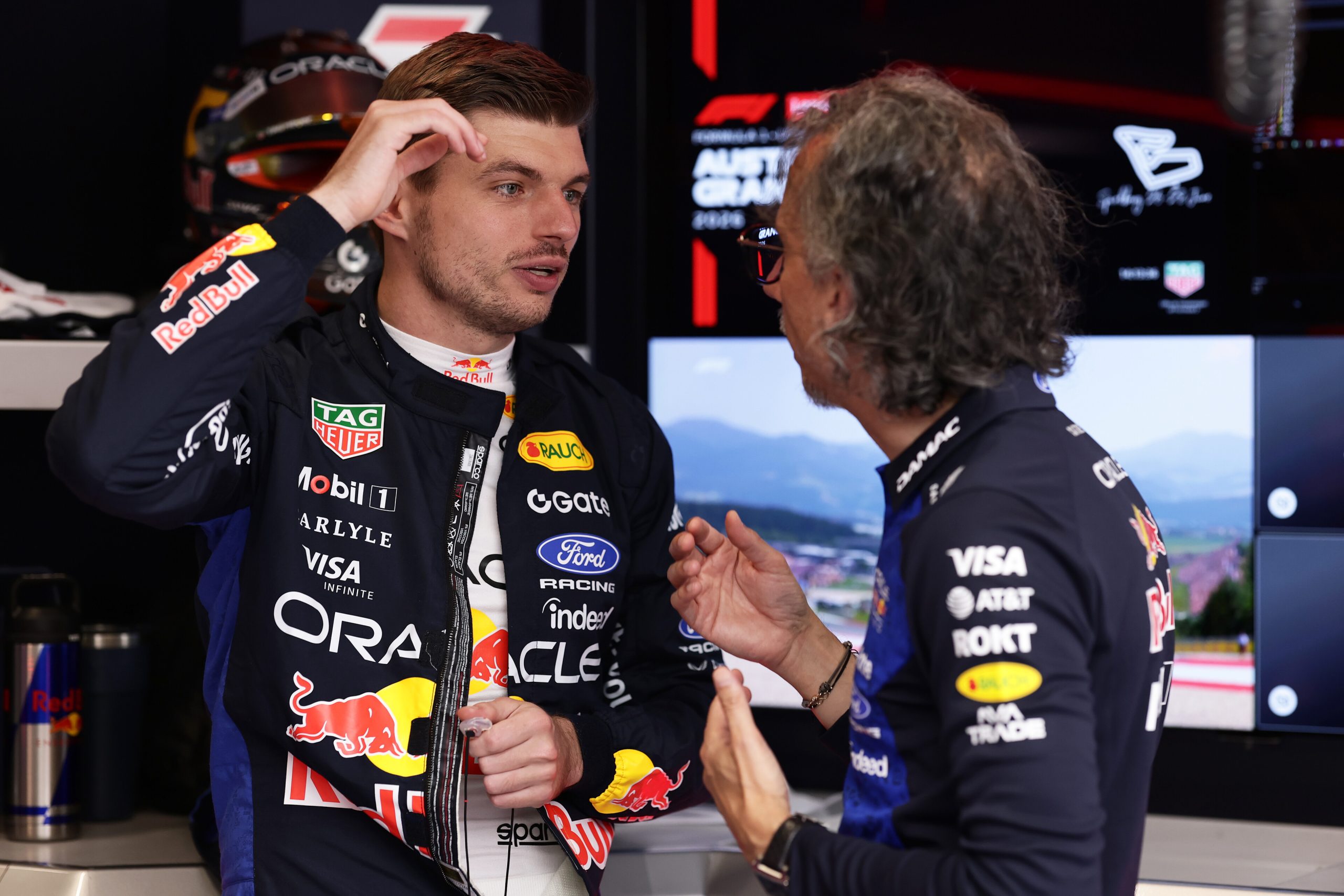 Verstappen afirma que saída de Horner reduziu a tensão na Red Bull