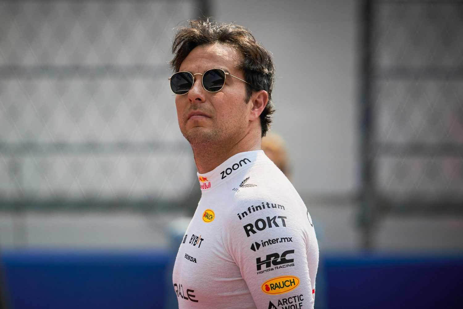ペレス、2026年デビューのキャデラックF1に向けイモラでフェラーリをテスト