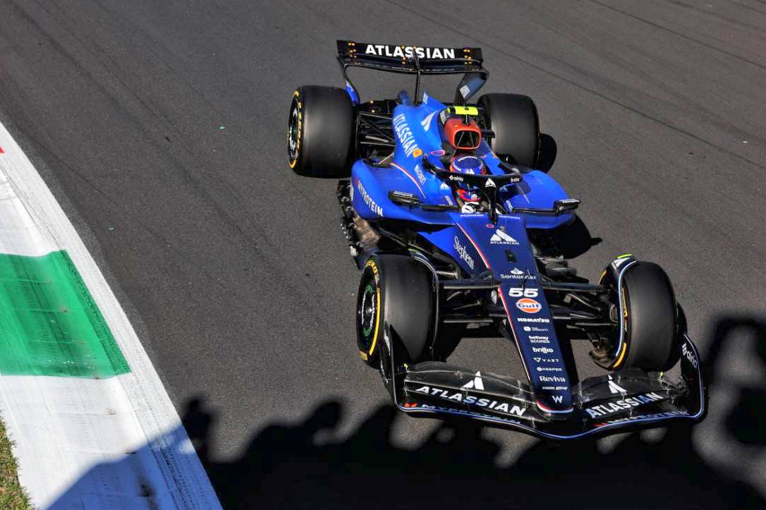 Williams impressiona na sexta-feira em Monza; Sainz e Albon destacam velocidade
