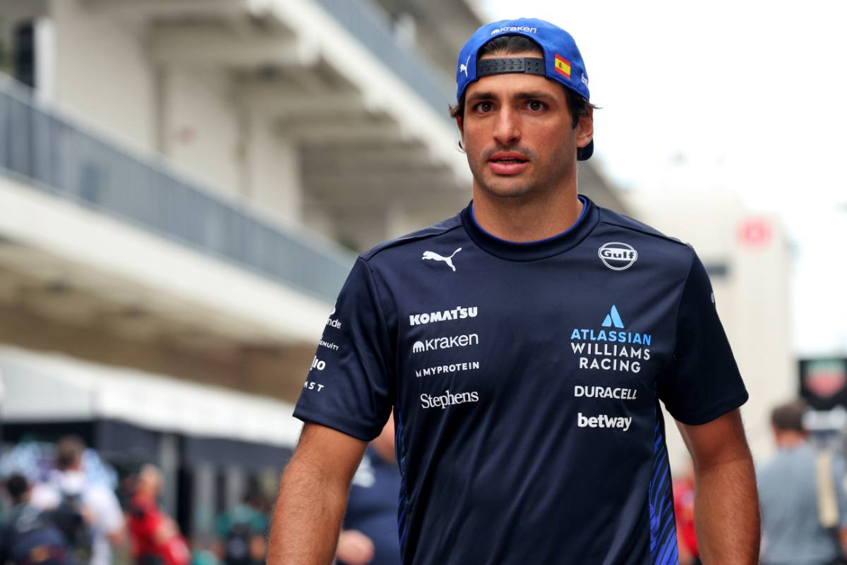 Sainz minimiza críticas à transmissão da F1, diz que foram "exageradas"