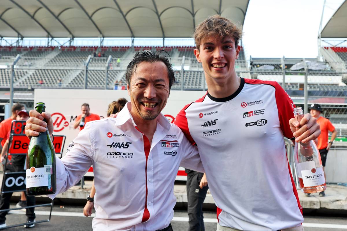 Komatsu e Vasseur Elogiano la "Fantastica" Prestazione di Bearman nel GP del Messico