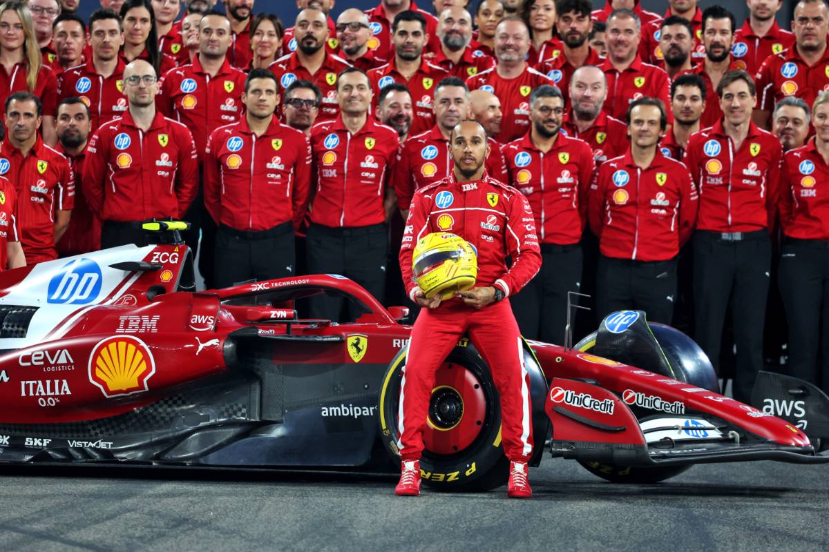 Ex-chefe da Ferrari, Arrivabene, desdenha das anotações de Hamilton para a equipe como "inúteis"