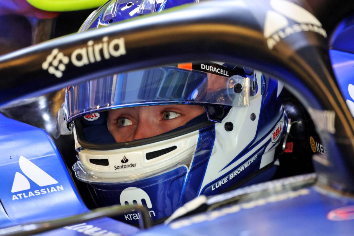 Williams confirma Luke Browning no comando da FW48 em Barcelona e Áustria