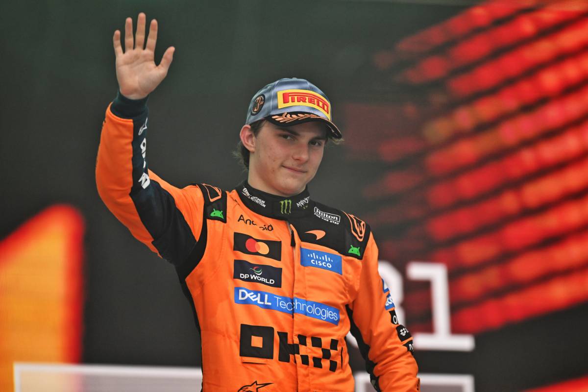 Piastri's Fossil Wasp Exposes the Real Venom in Formula 1's Power Struggles