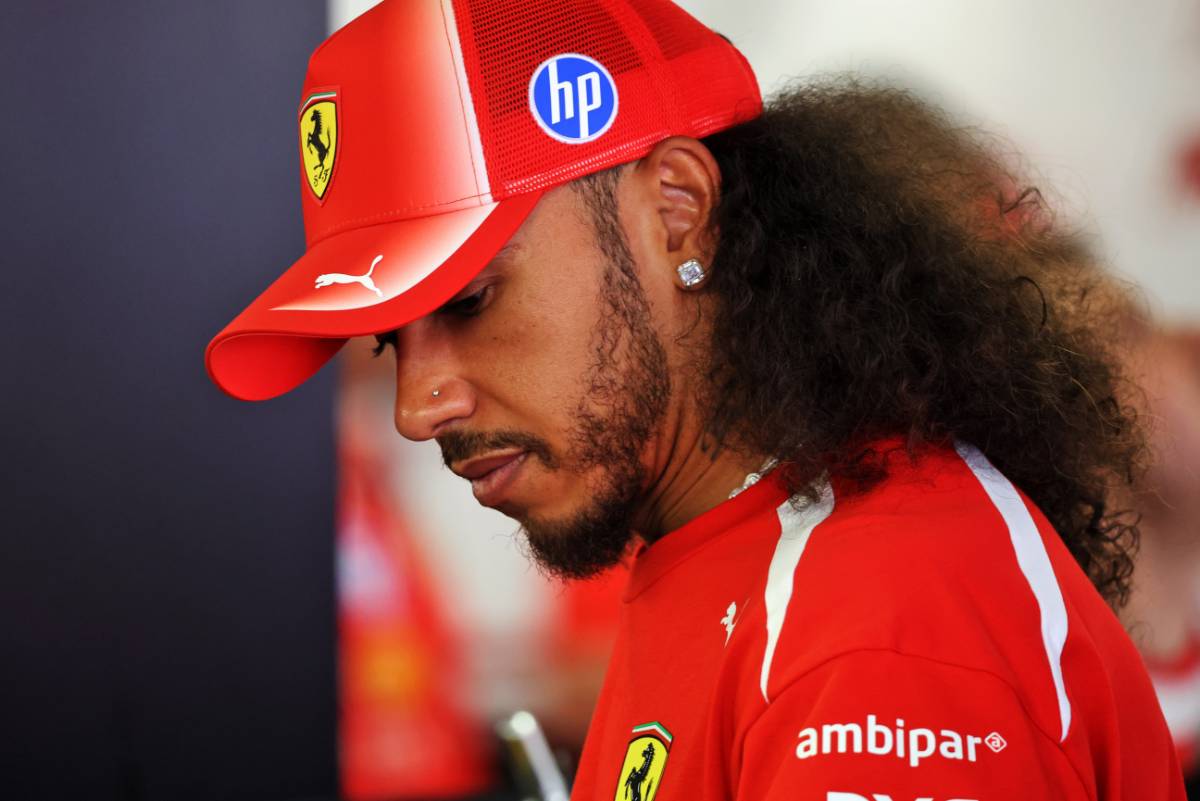 Hamilton reacciona al liderato de Red Bull en el ranking de motores de la FIA para 2026