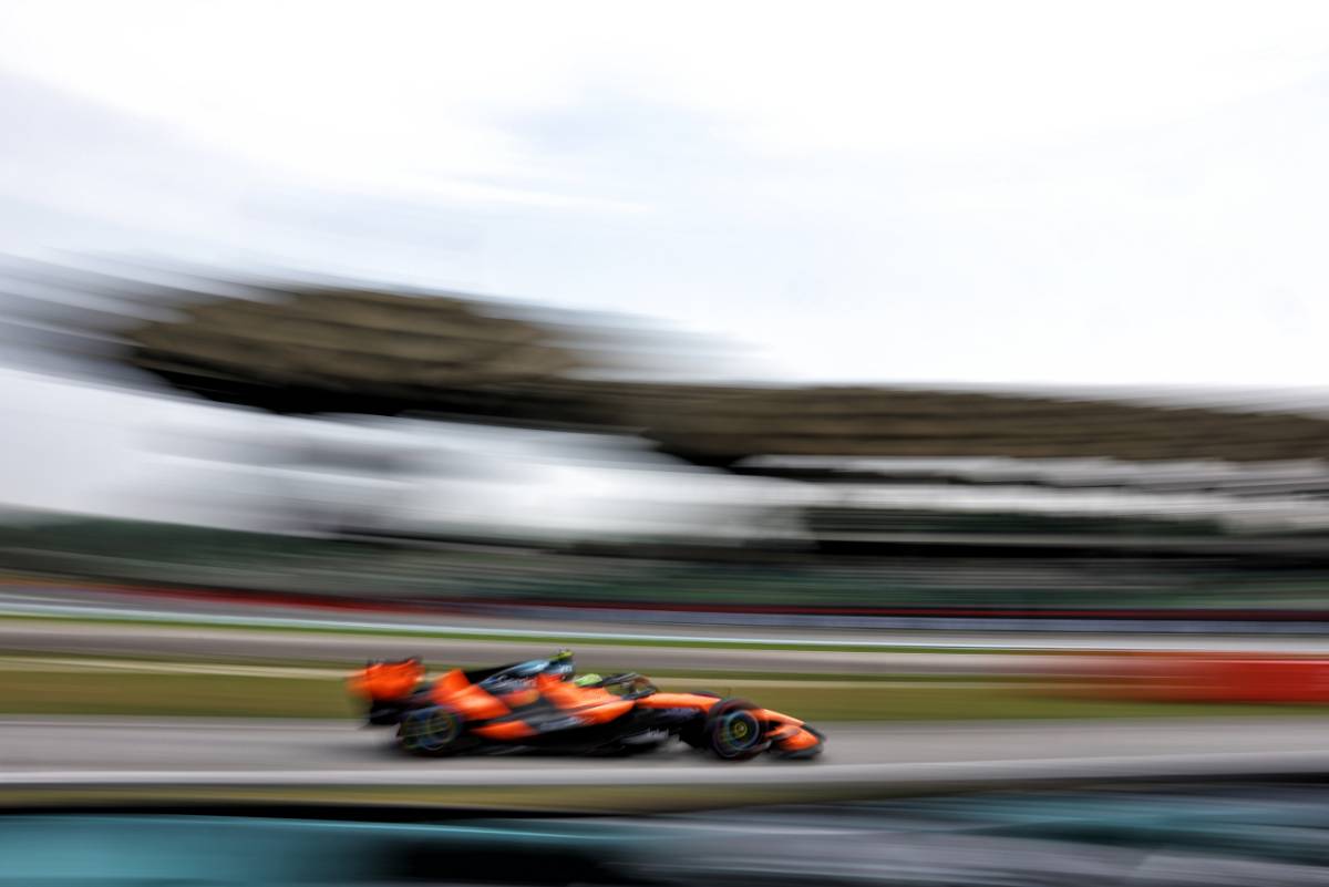 Leclerc domina la FP2: Ferrari e Red Bull si sfidano in Bahrain
