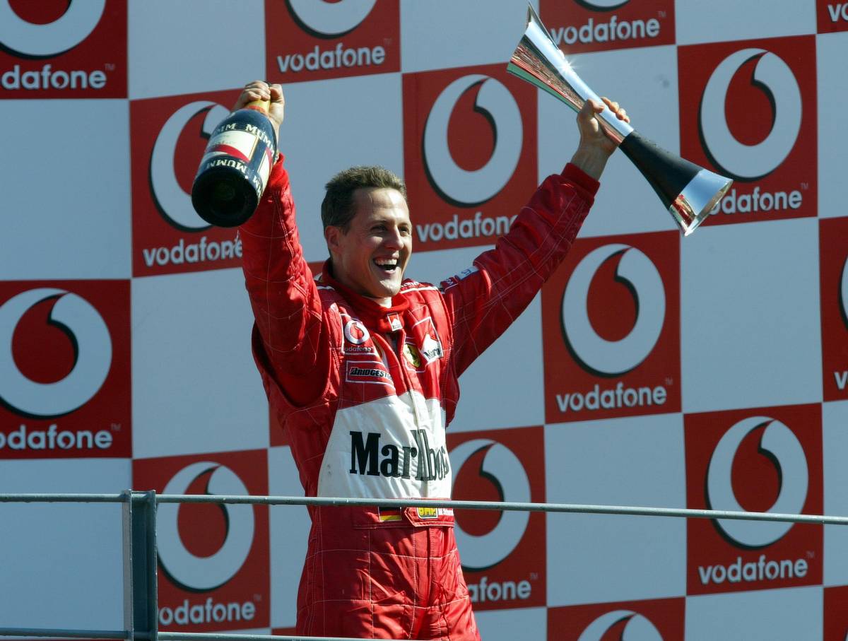 フェラーリ、モンツァでミハエル・シューマッハへ捧げる感動のトリビュートを実施