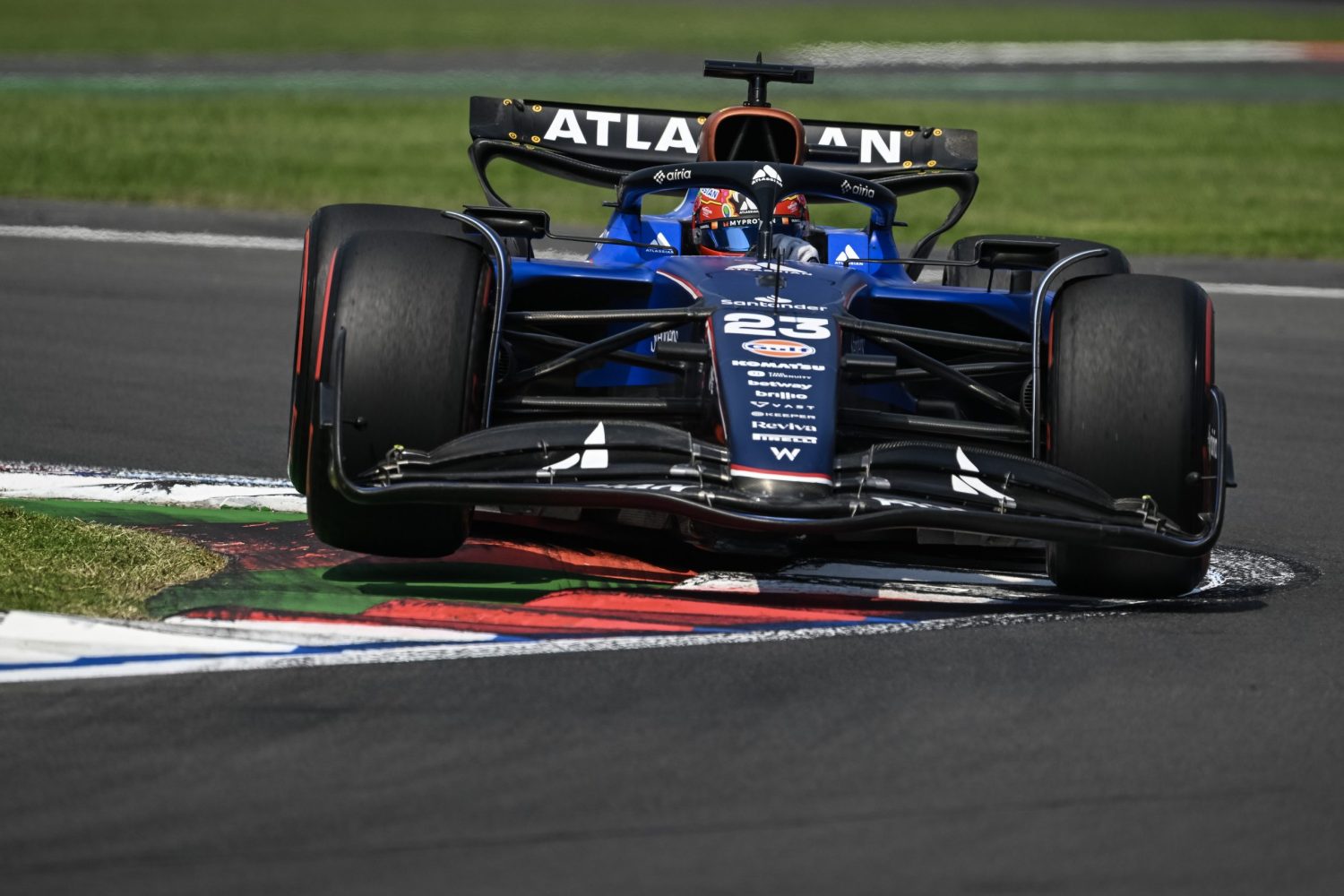 威廉姆斯借鉴塞恩数据，助阿尔本稳固表现